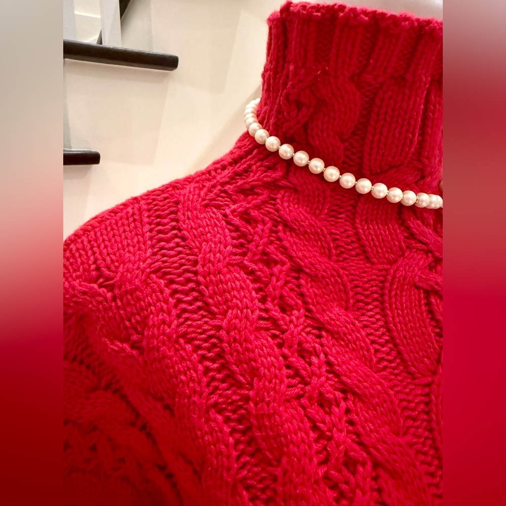 Red Cable Knit Sweater - Picture 3 of 8